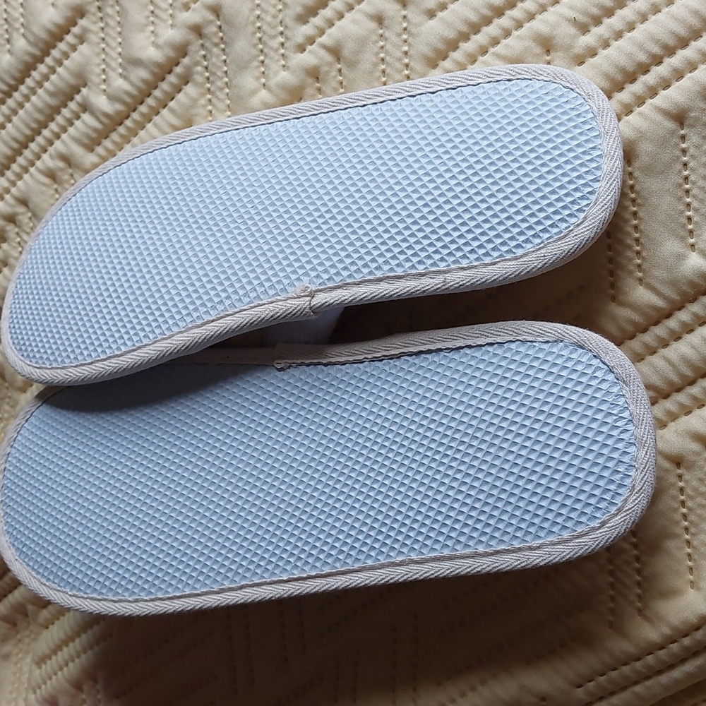 Slippers - Picture 2 of 2
